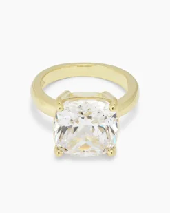Ring mit Zirkonia im Elisabeth Cut