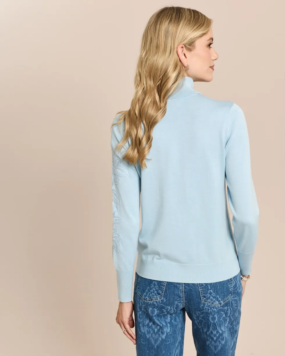 Rollkragenpullover mit Stickerei