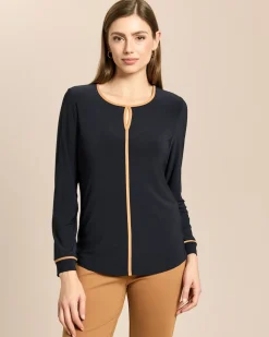 Shirt mit Paspelierung und Schlitz