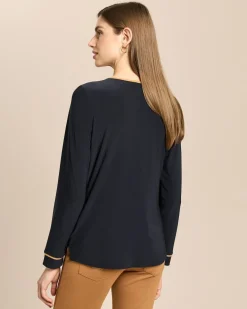Shirt mit Paspelierung und Schlitz