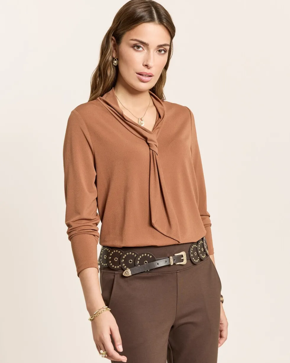 Shirt mit Schluppenelement