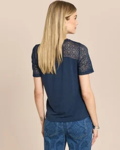 Shirt mit Spitze
