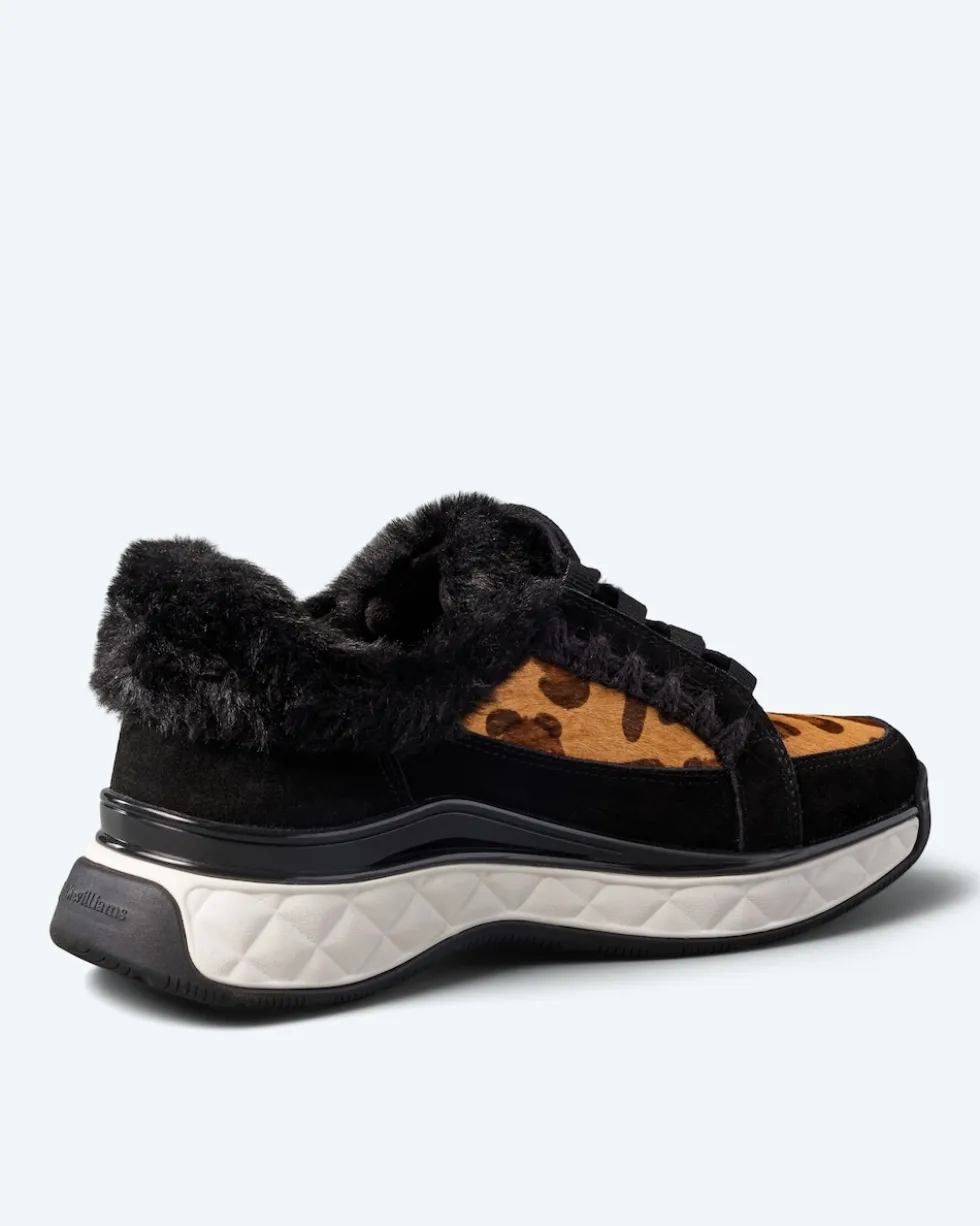 Sneaker mit Felleinsatz