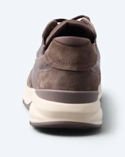 Sneaker mit Rollmotion Sohle