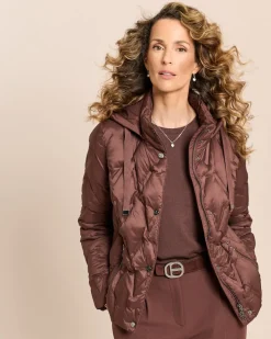 Steppjacke mit abnehmbarer Kapuze