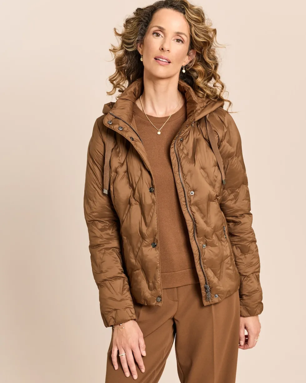 Steppjacke mit abnehmbarer Kapuze