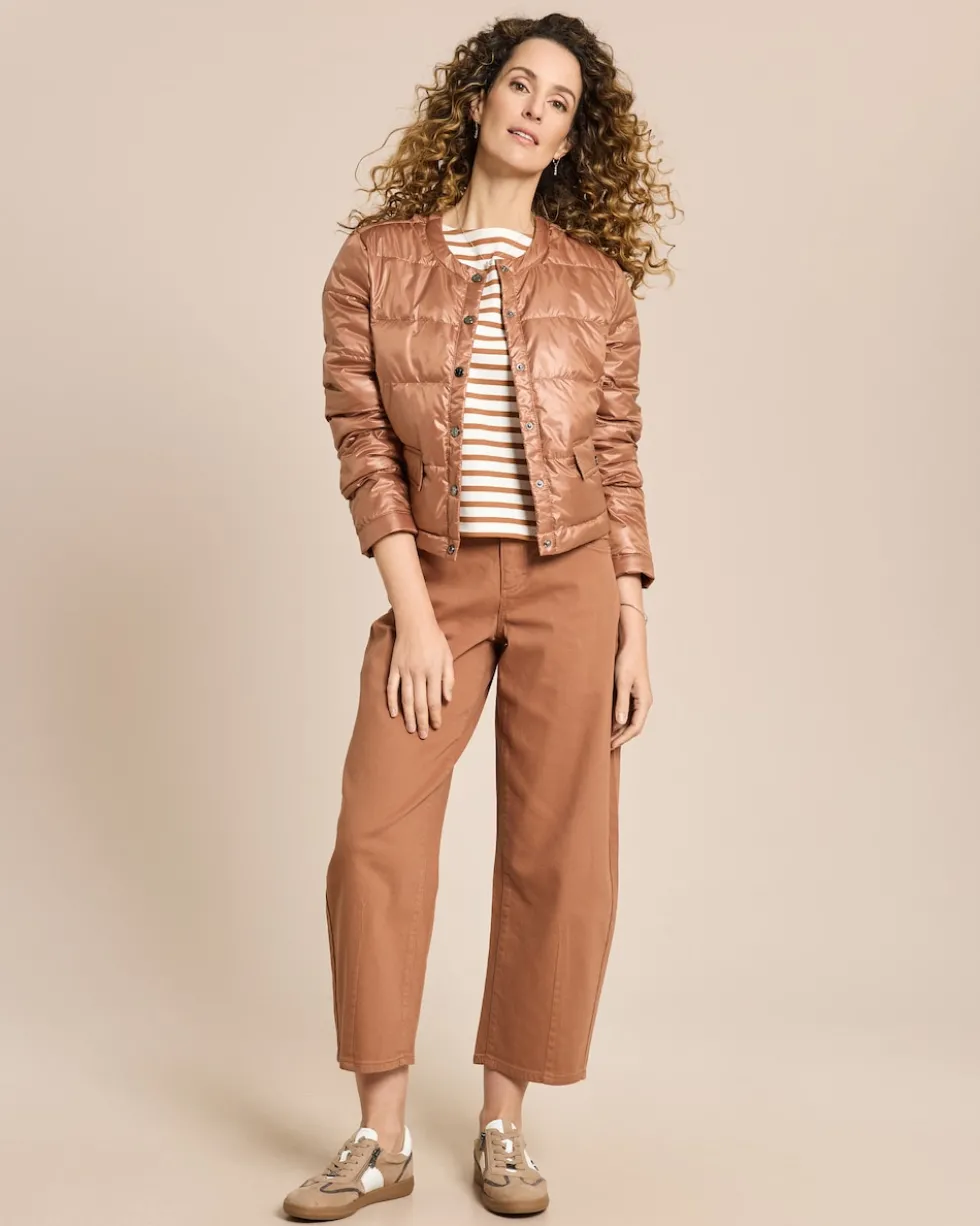 Steppjacke mit Druckknöpfen