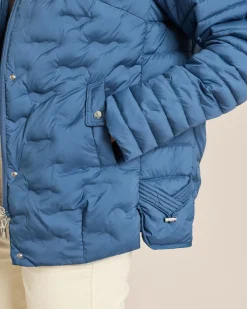 Steppjacke mit organischen Reliefs