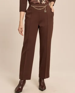 Straight-Hose mit Kettendekoration und Charm