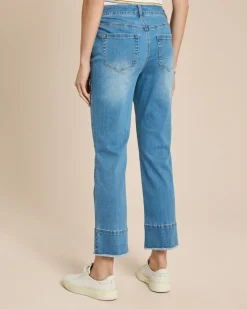Straight Leg Cropped Jeans