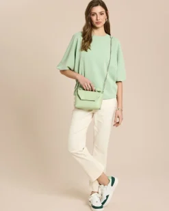 Straight Leg Cropped Jeans