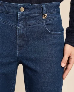 Straight Leg Jeans mit LOVE Detail