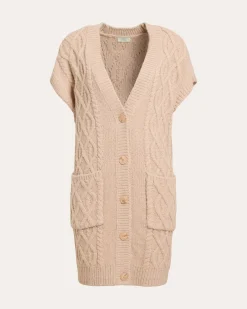 Strickhülle mit Zopfmuster
