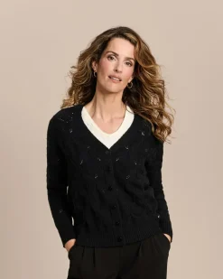 Strickjacke aus Ajourstrick