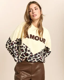 Sweatshirt Amore mit Leo Print