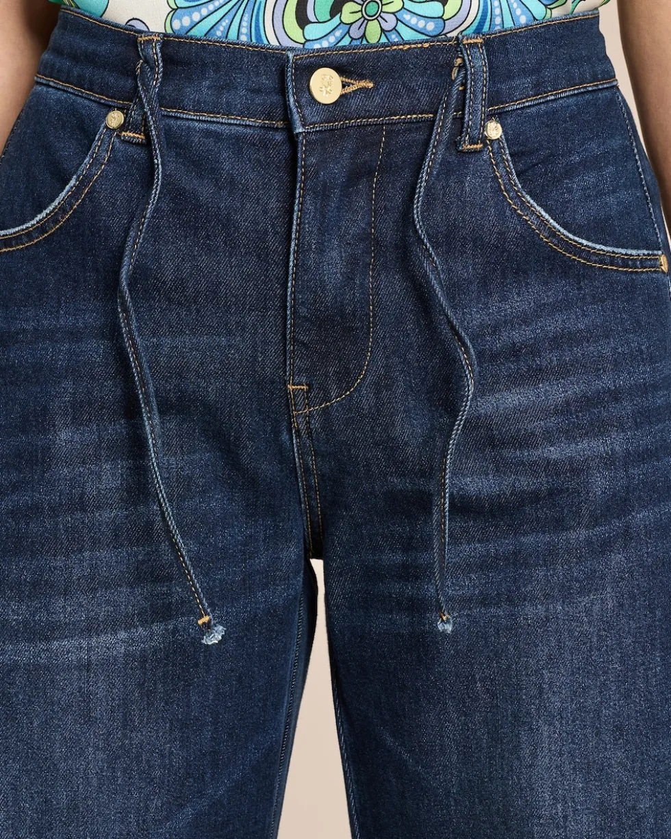 Wide Leg Jeans mit Bindegürtel