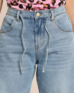 Wide Leg Jeans mit Bindegürtel