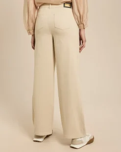 Wide Leg Jeans mit Verschlussdetail